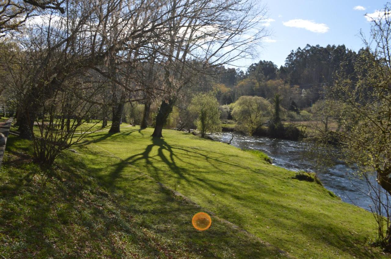Las Palmeras Caldas De Reis Extérieur photo